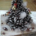 クリスマスツリーの作り方☆松ぼっくりや木の枝がおしゃれなツリーに変身！